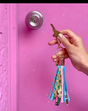 Cargar imagen en el visor de la galería, Tassel Charging Keychain